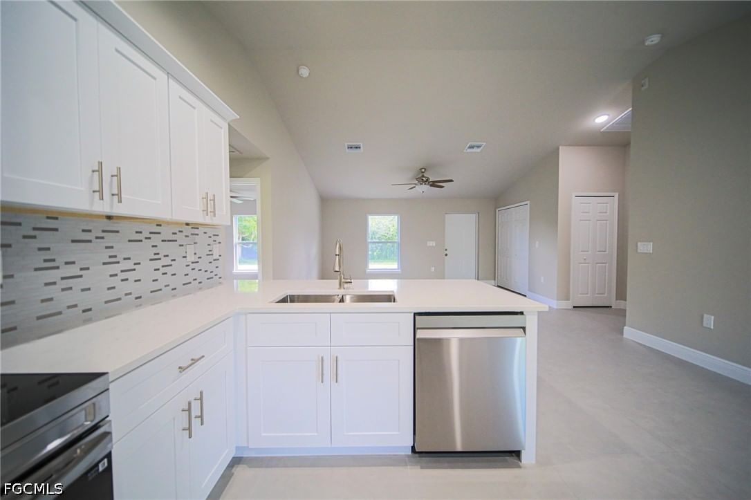 1011 Kent Street E, Lehigh Acres, FL 33974 photo 4
