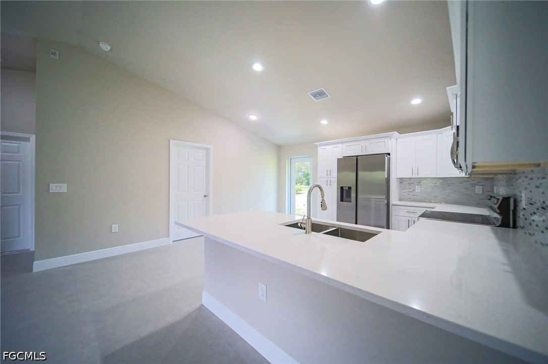 1011 Kent Street E, Lehigh Acres, FL 33974 photo 5