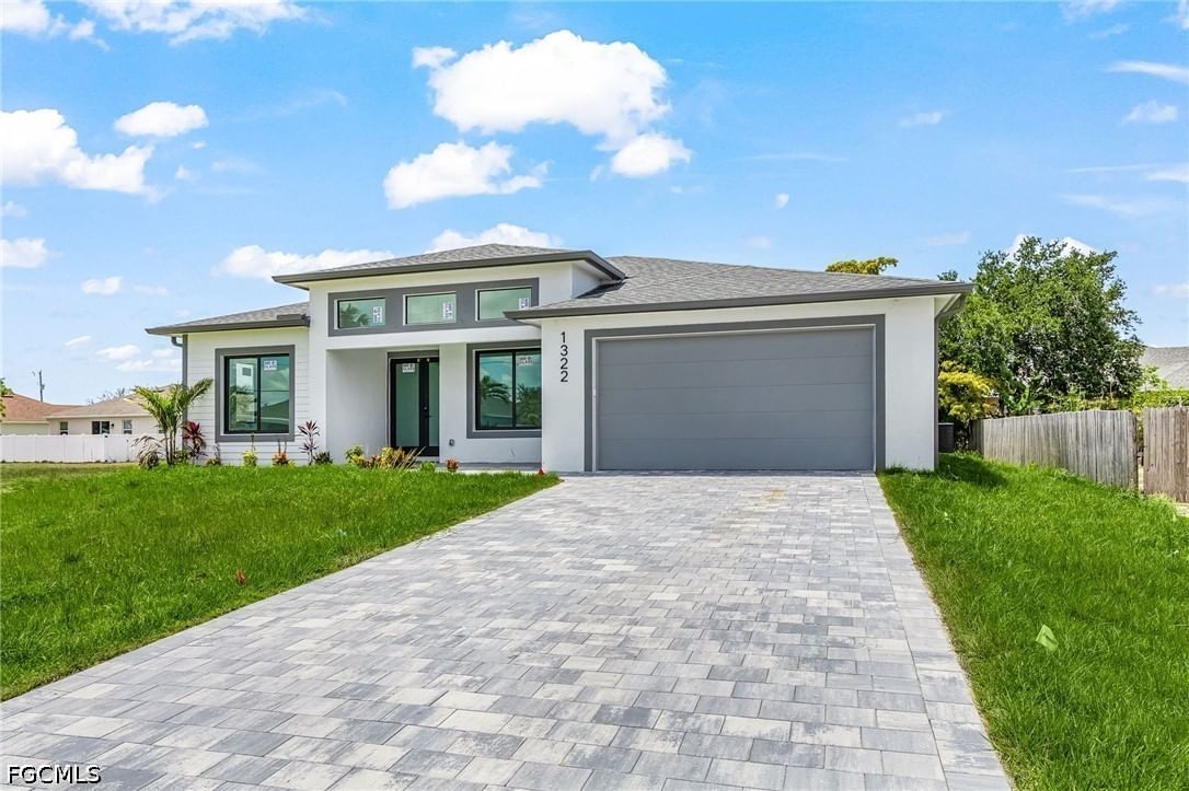 1322 NE 5th Place, Cape Coral, FL 33909 photo 3
