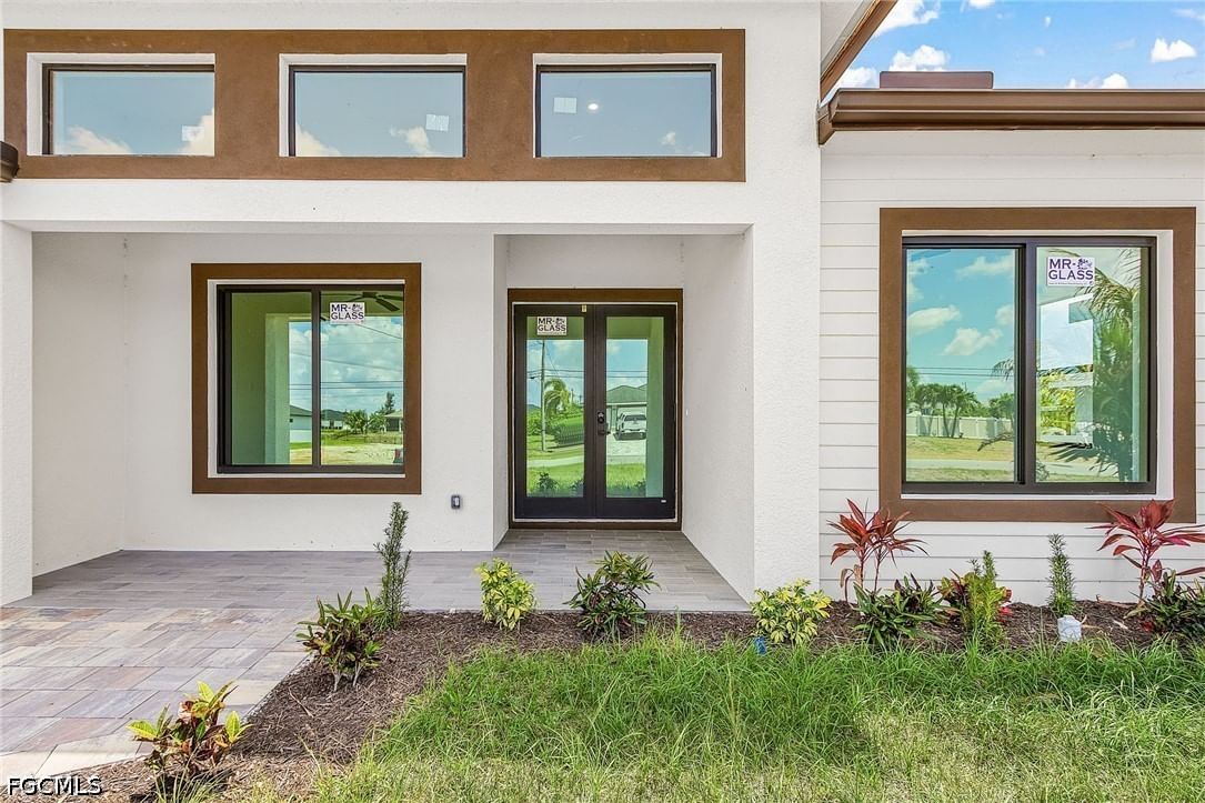 324 NE 15th Street, Cape Coral, FL 33909 photo 4