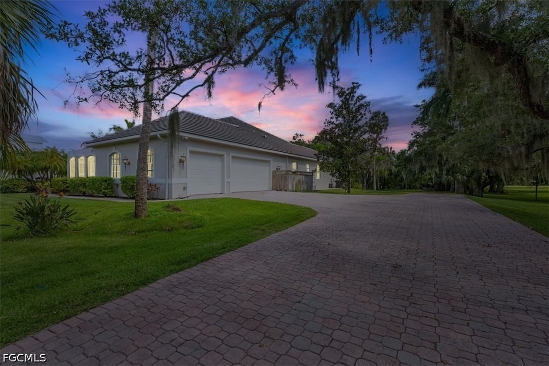 12800 Treeline Court, North Fort Myers, FL 33903 photo 4