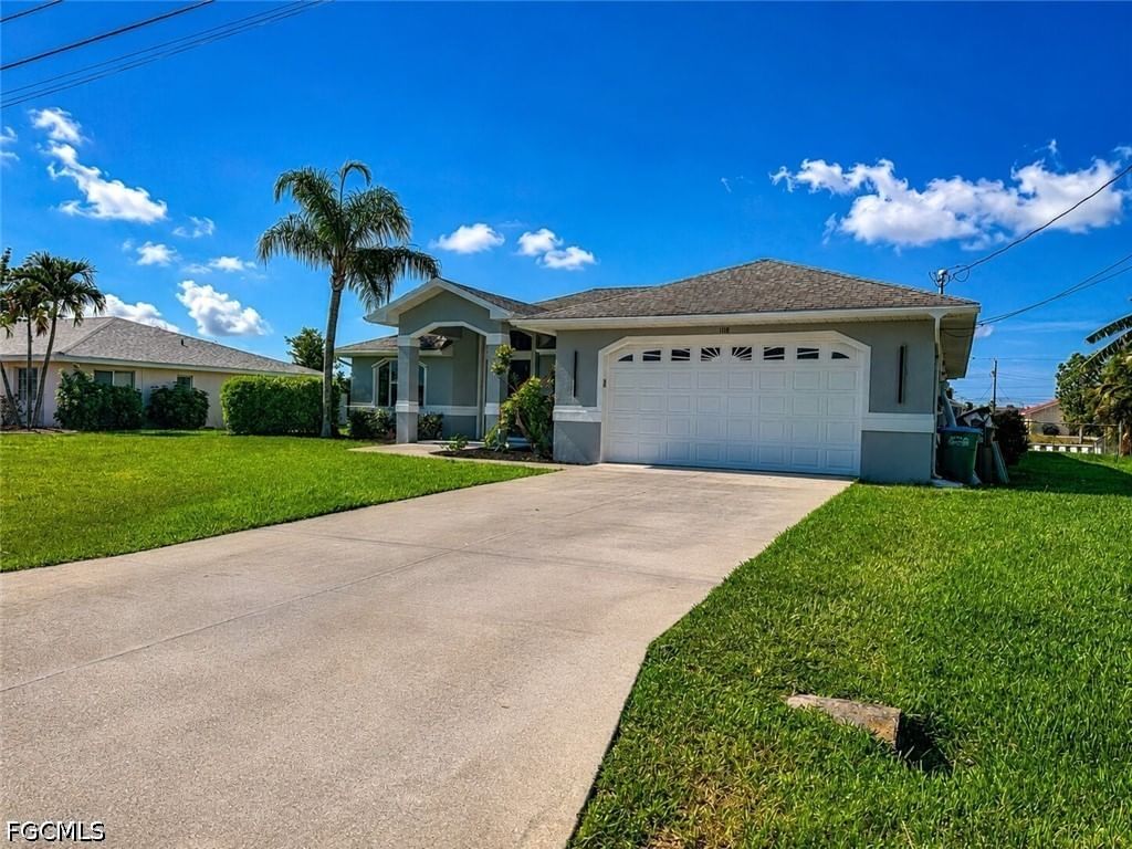 1118 SE 16th Terrace, Cape Coral, FL 33990 photo 2