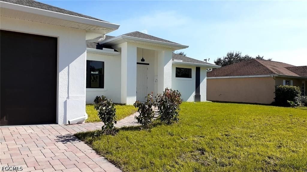 1201 NE 18th Place, Cape Coral, FL 33909 photo 2