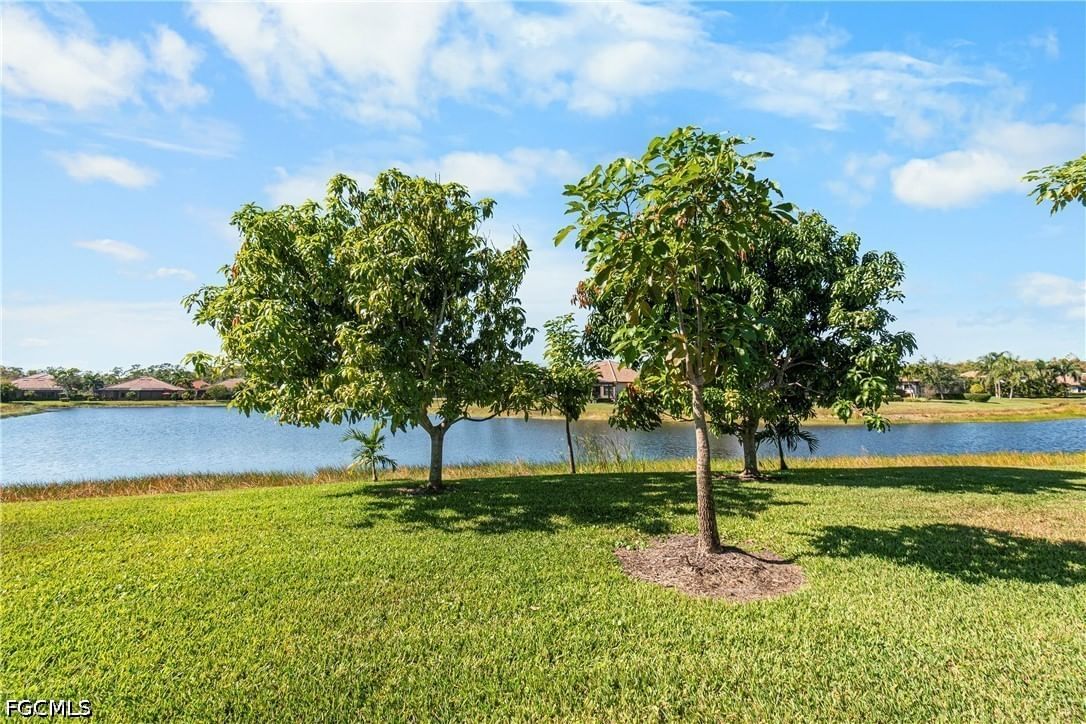 10996 Cherry Laurel Drive, Fort Myers, FL 33912 photo 2