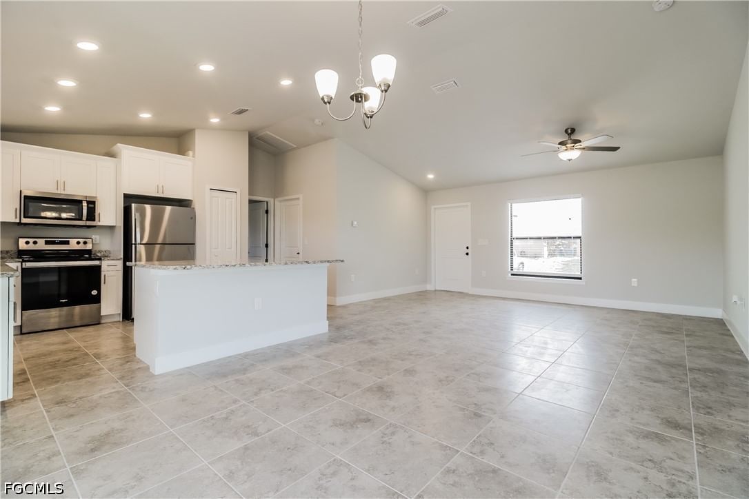 2702 31st Street SW, Lehigh Acres, FL 33976 photo 2