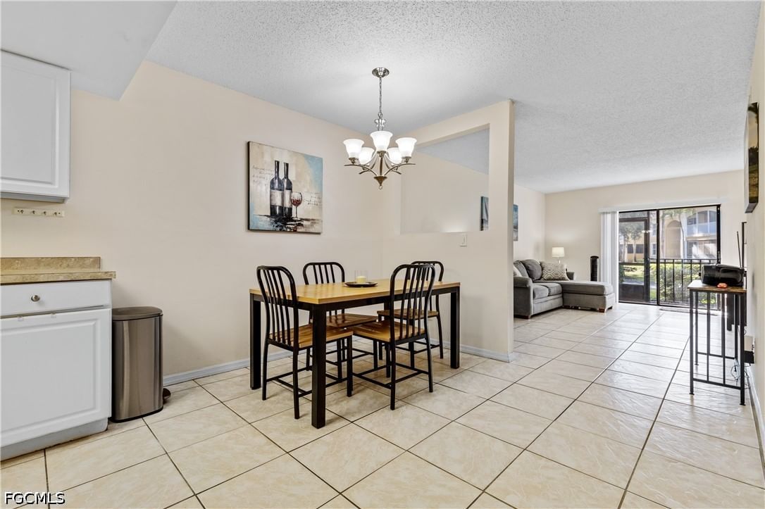 12501 McGregor Boulevard #11, Fort Myers, FL 33919 photo 2