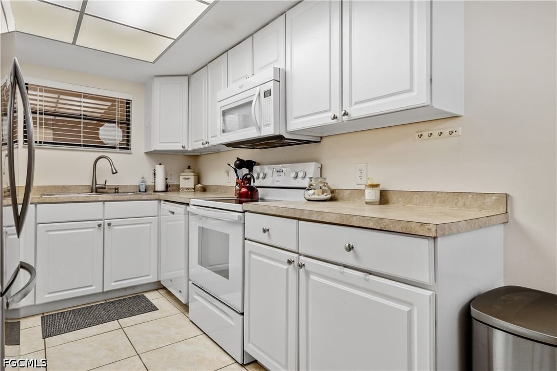 12501 McGregor Boulevard #11, Fort Myers, FL 33919 photo 3