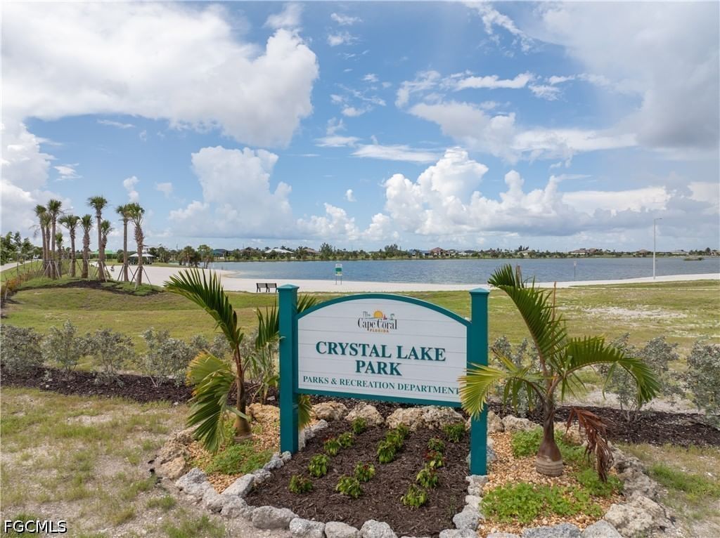 3836 NW 43rd Place, Cape Coral, FL 33993 photo 2