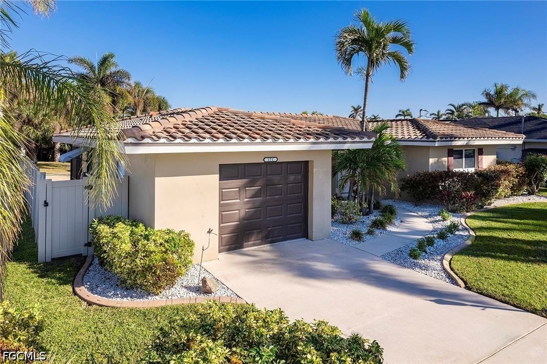 171 SW 51st Terrace, Cape Coral, FL 33914 photo 4
