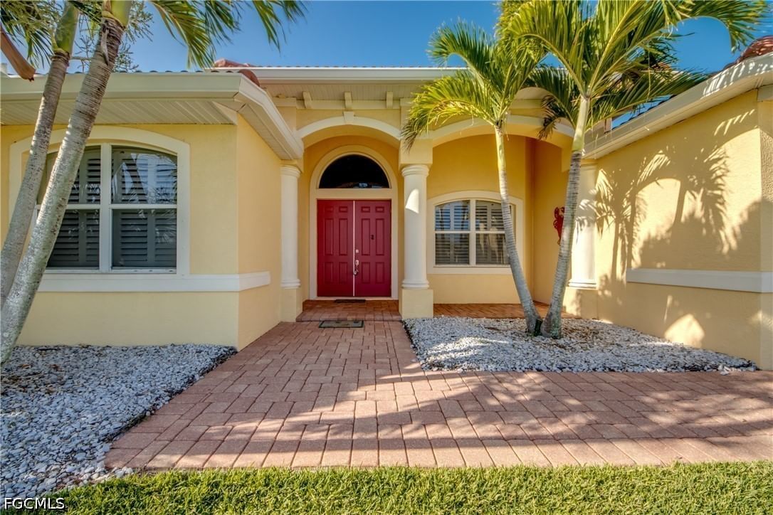 2932 NW 18th Terrace, Cape Coral, FL 33993 photo 3