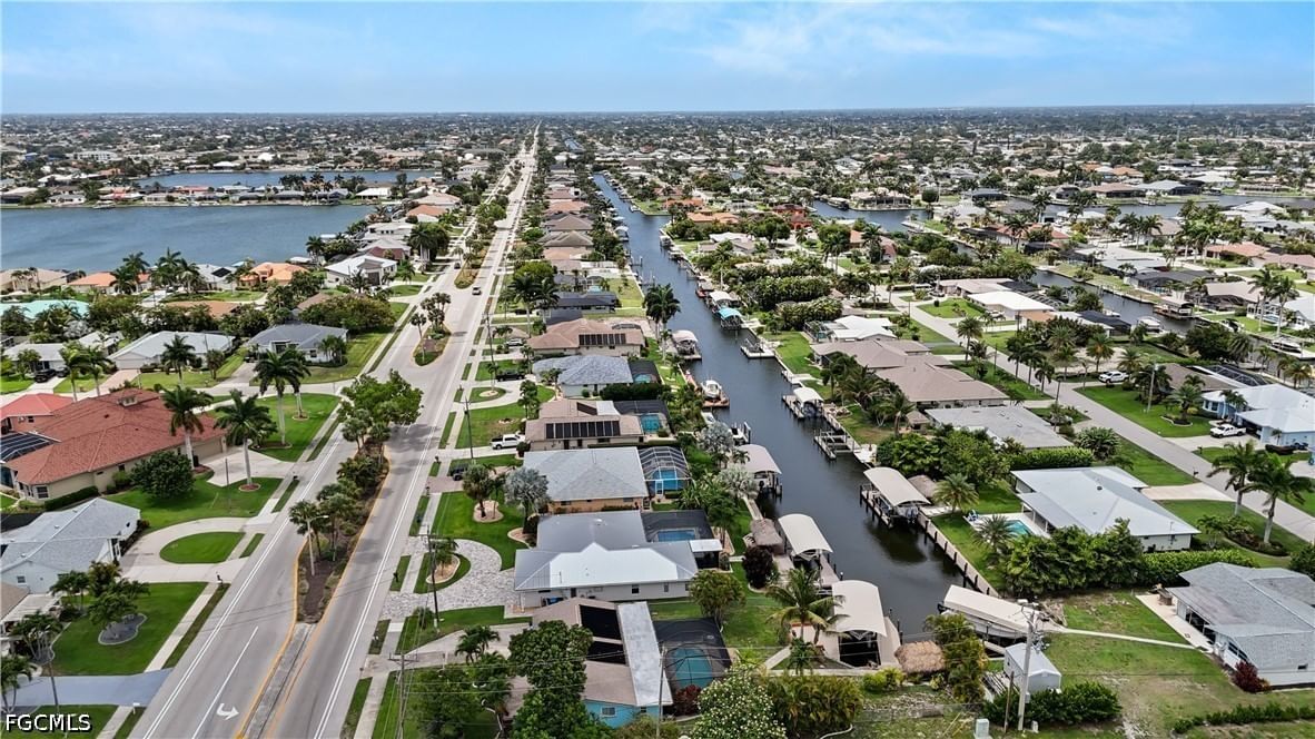 5215 Pelican Boulevard, Cape Coral, FL 33914 photo 4