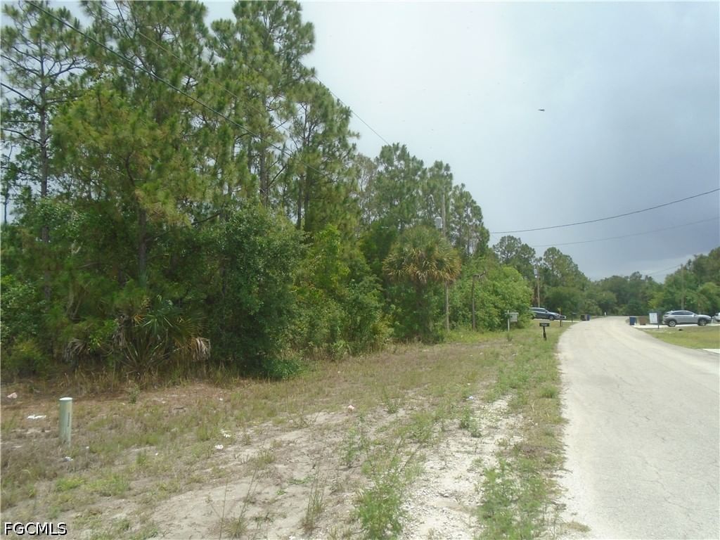 705 Creuset Avenue S, Lehigh Acres, FL 33974 photo 2