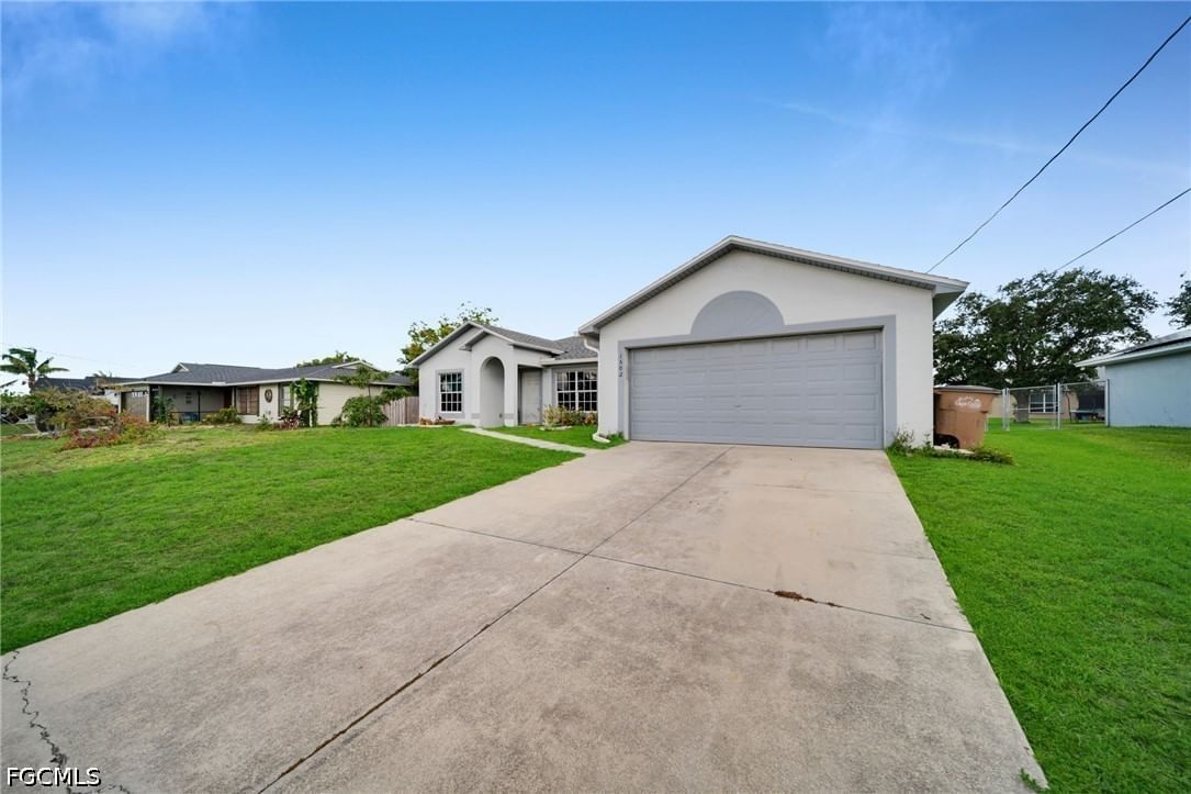1502 SE 2nd Place, Cape Coral, FL 33990 photo 2