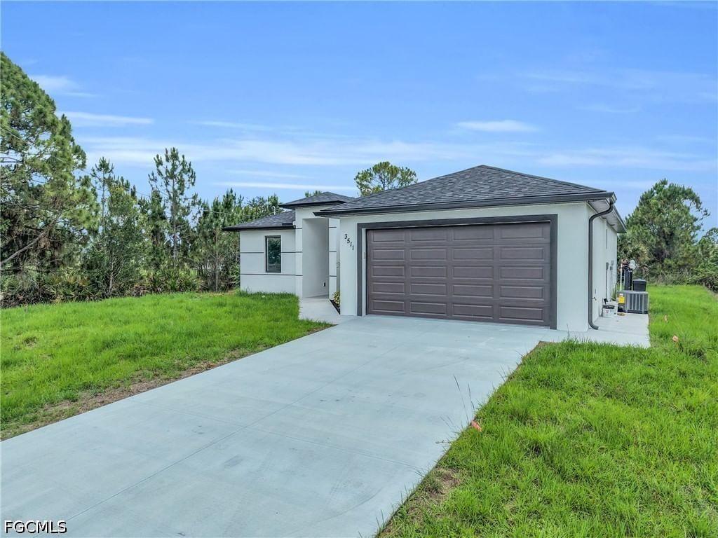 3511 27th Street SW, Lehigh Acres, FL 33976 photo 4