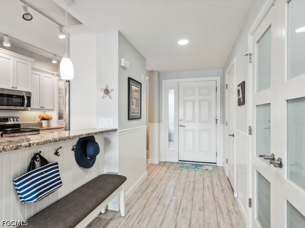 232 La Peninsula Boulevard #232, Naples, FL 34113 photo 4