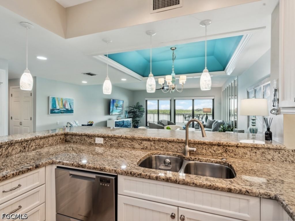 232 La Peninsula Boulevard #232, Naples, FL 34113 photo 5