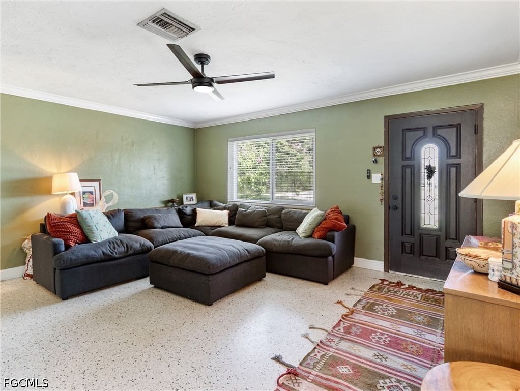 5521 Shaddelee Lane W, Fort Myers, FL 33919 photo 4