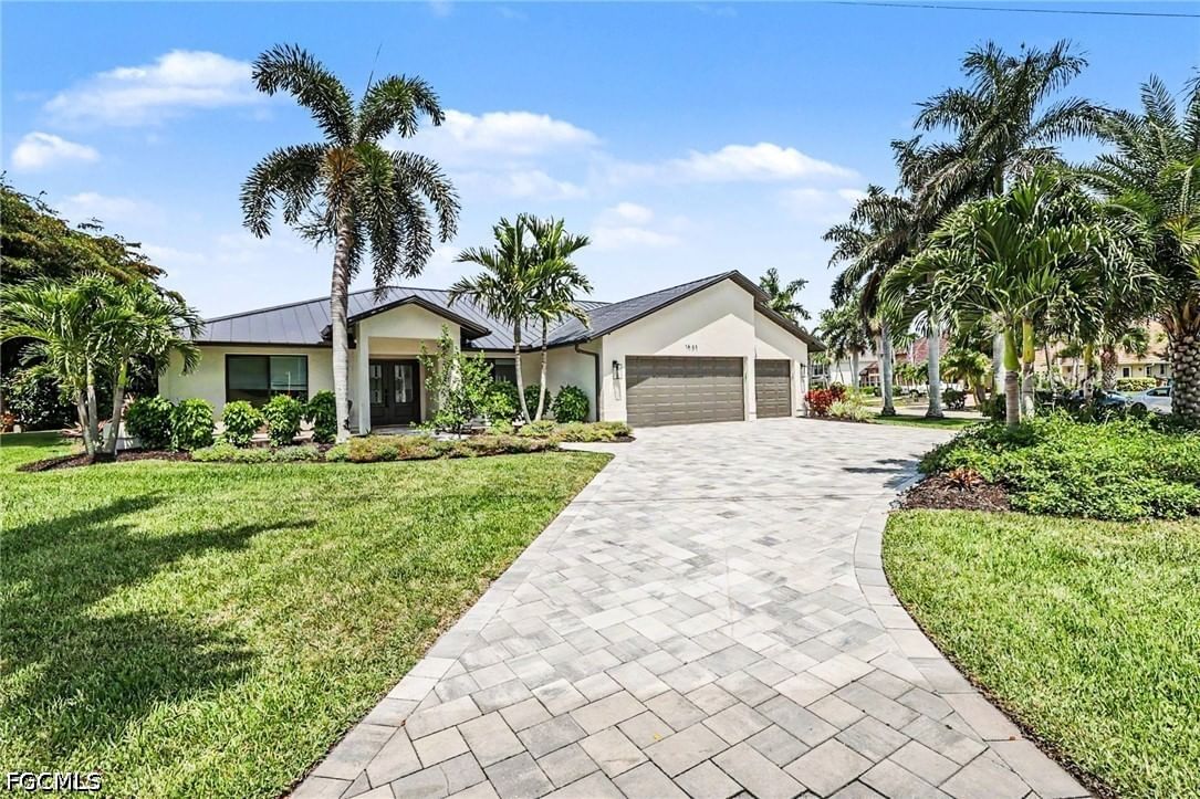 1533 SW 57th Terrace, Cape Coral, FL 33914 photo 2