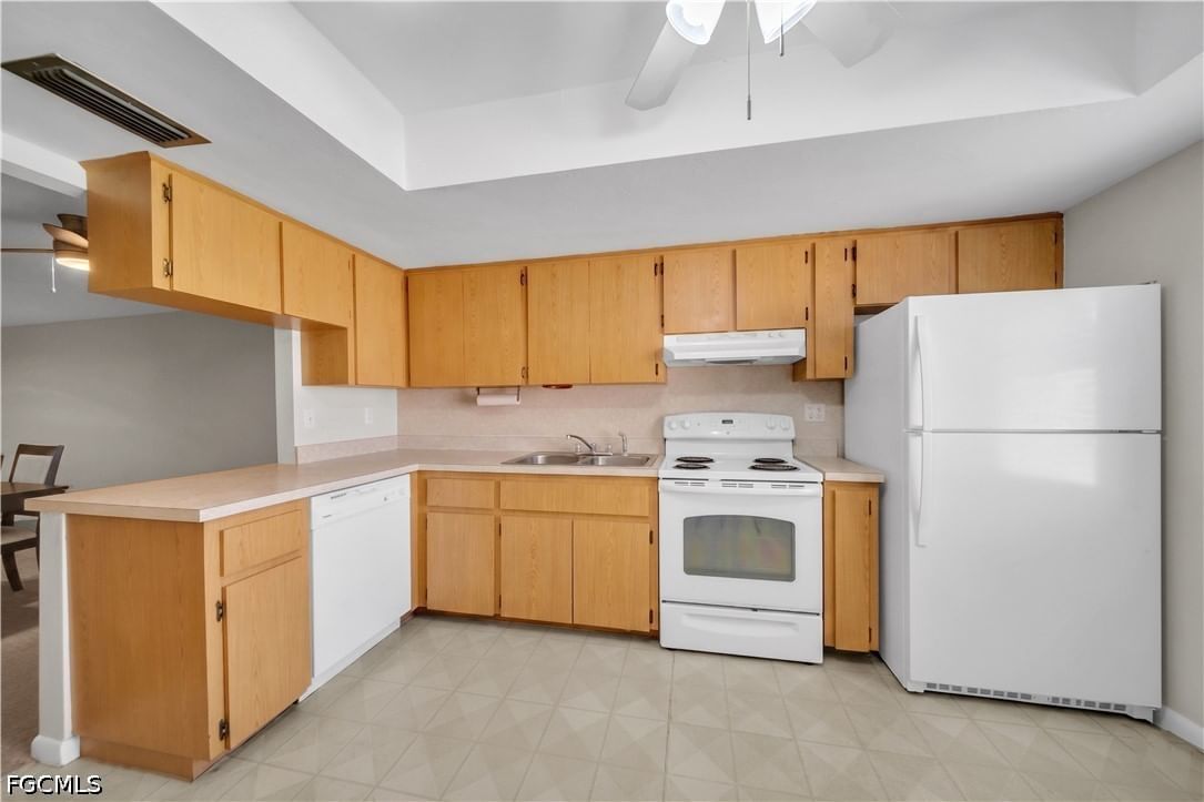 836 Trafalgar Parkway, Cape Coral, FL 33991 photo 5