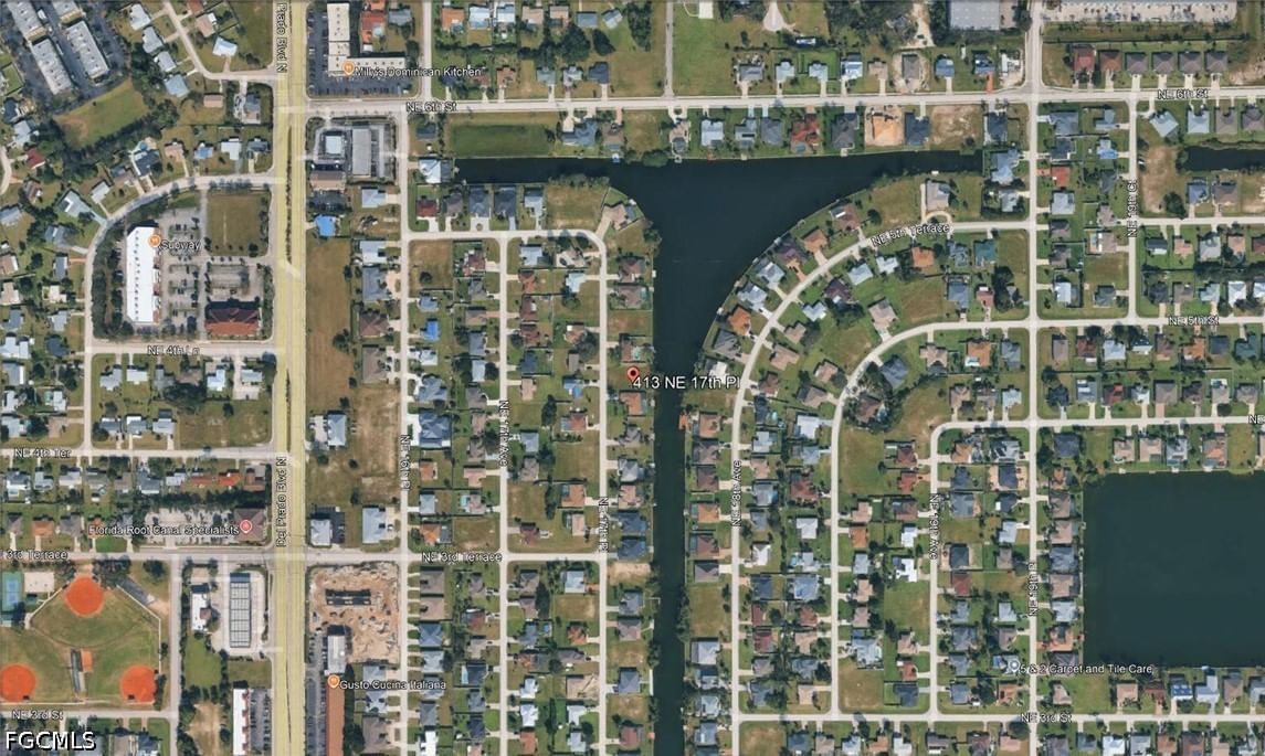 413 NE 17th Place, Cape Coral, FL 33909 photo 2