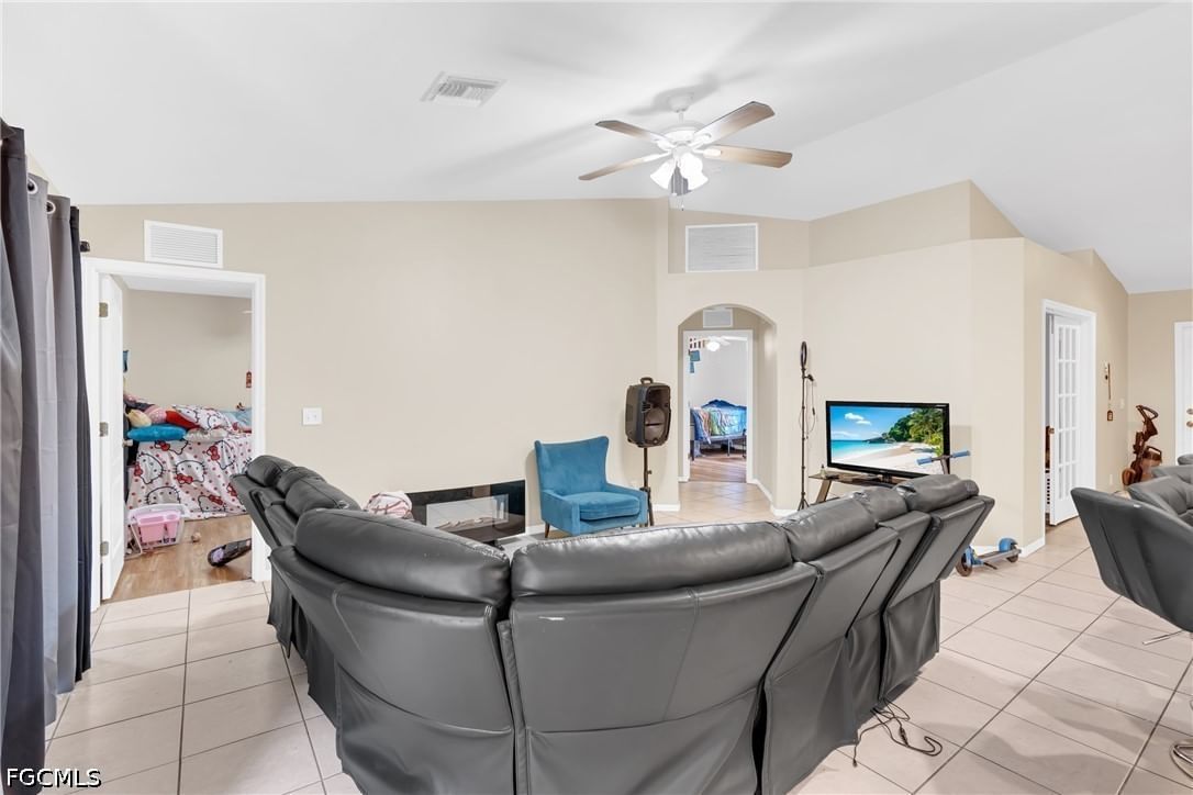 2222 NE 15th Terrace, Cape Coral, FL 33909 photo 3