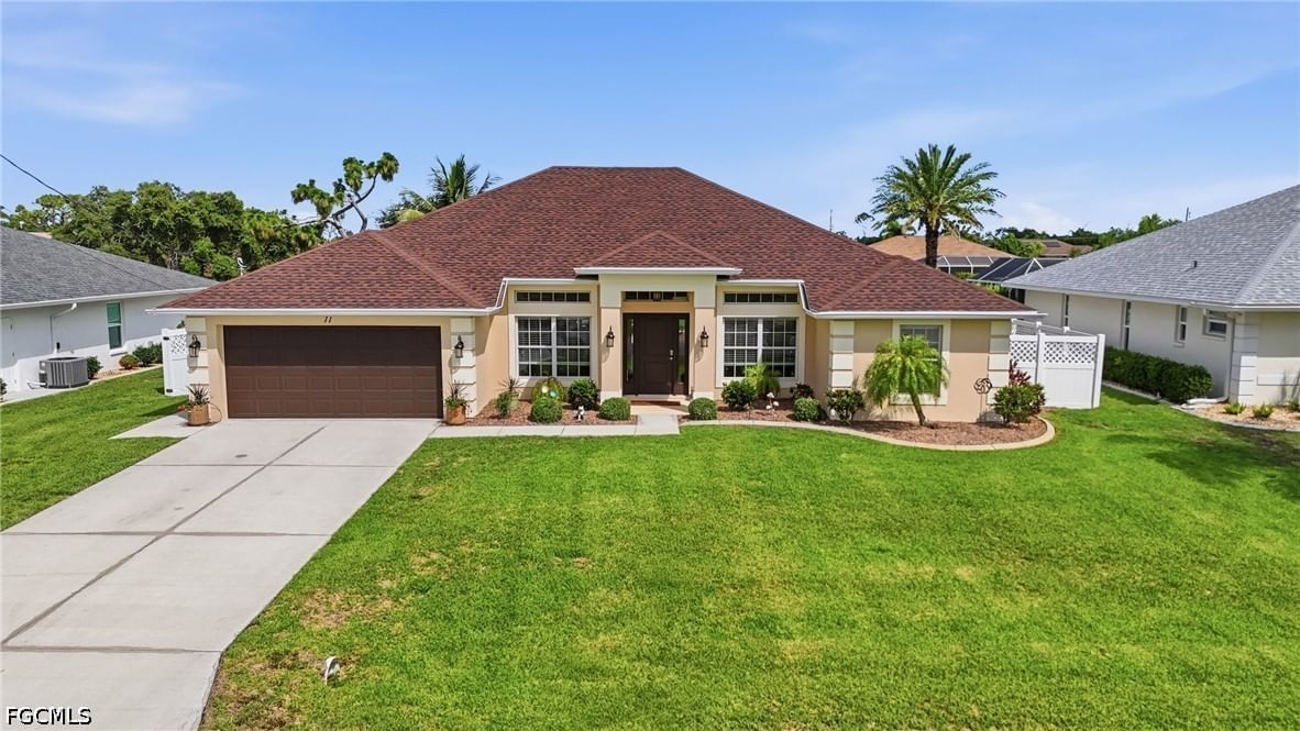 11 Medalist Lane, Rotonda West, FL 33947
