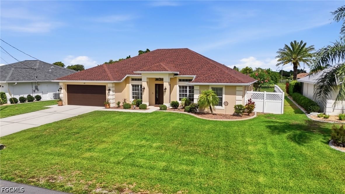 11 Medalist Lane, Rotonda West, FL 33947 photo 2