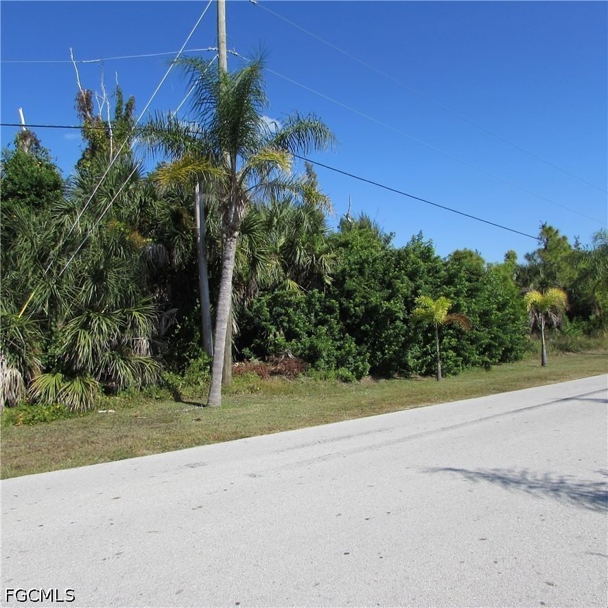 4026 Stringfellow Road, St James City, FL 33956 photo 2