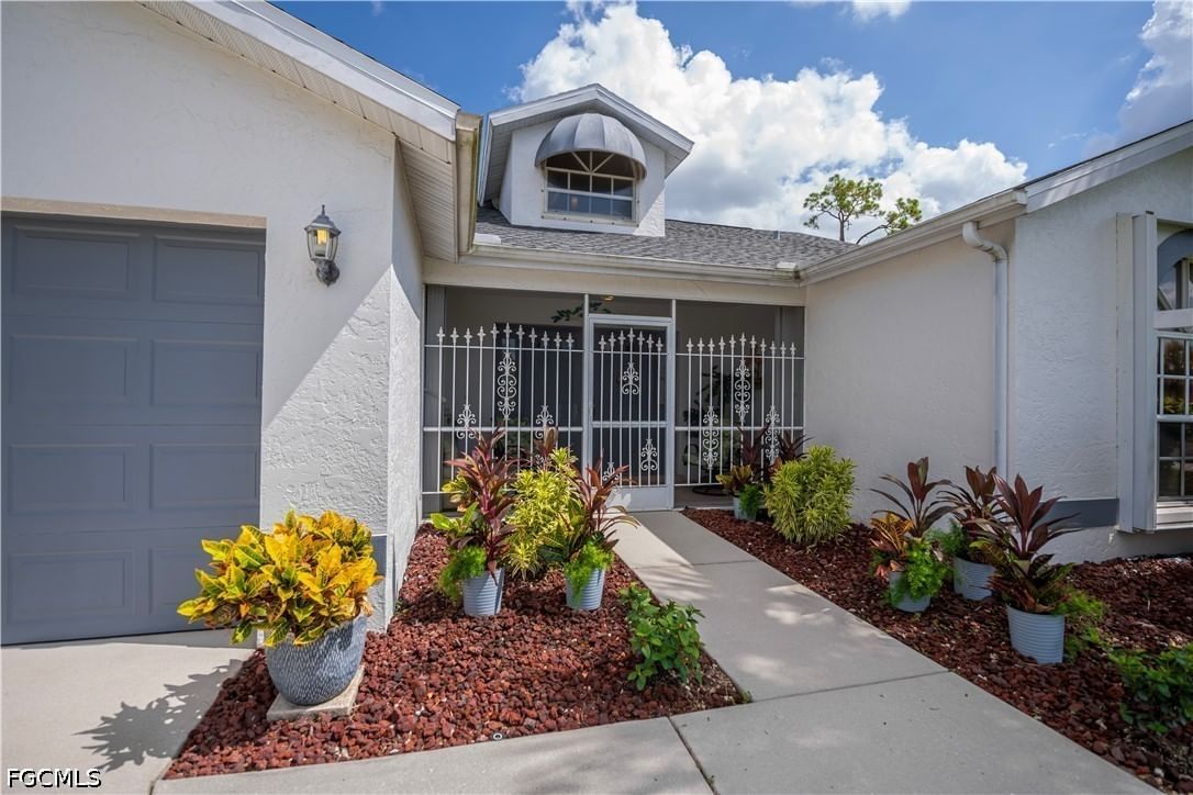 3289 Clubview Drive, North Fort Myers, FL 33917 photo 3