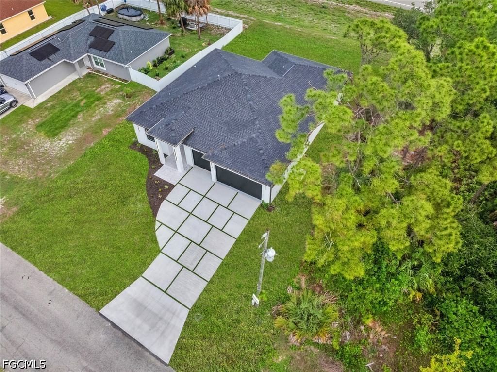 6037 N Moss Circle, Labelle, FL 33935 photo 4
