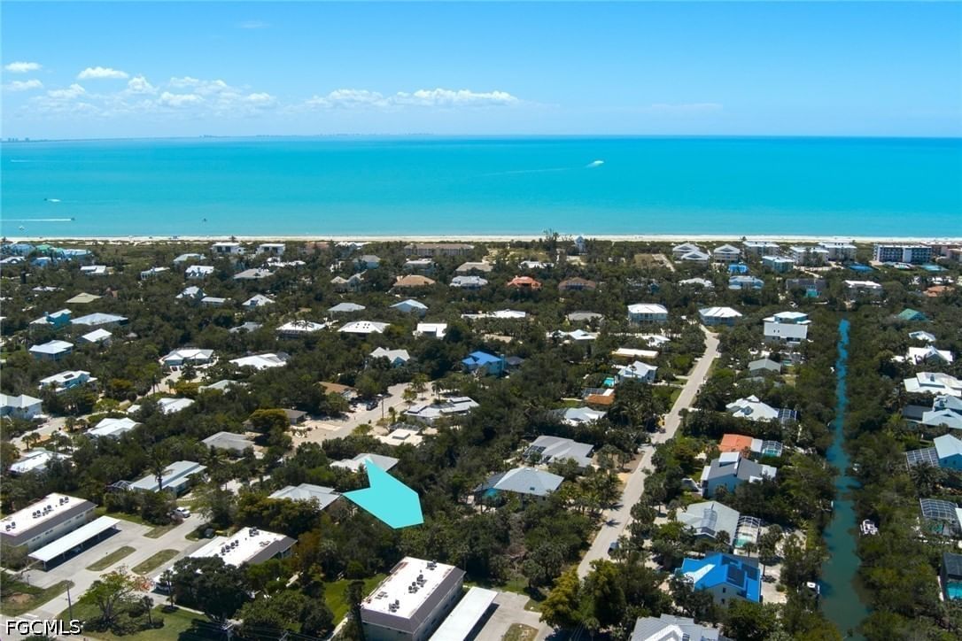 1084 S Yachtsman Drive, Sanibel, FL 33957 photo 3