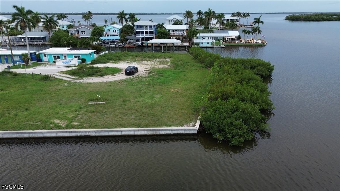 2638 SECOND Street, Matlacha, FL 33993 photo 2