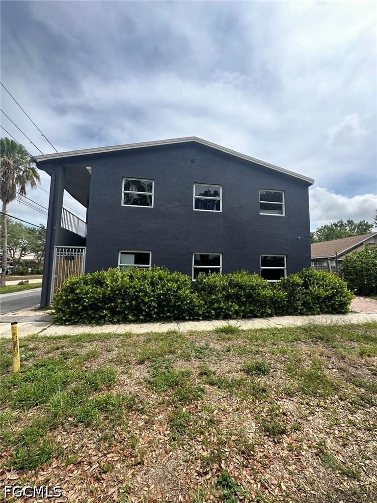 2251 Grand Avenue, Fort Myers, FL 33901 photo 4