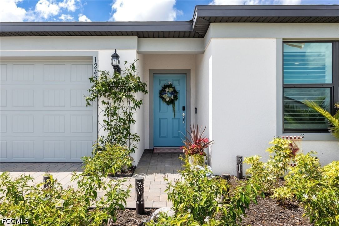 1243 Caloosa Cove Drive, Labelle, FL 33935 photo 2
