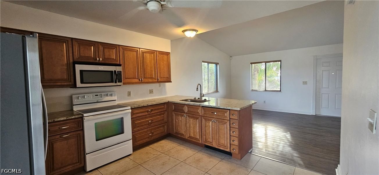 4904 Vincennes Court #209, Cape Coral, FL 33904 photo 5