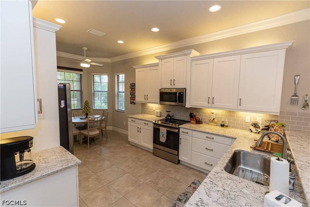 11593 Lakewood Preserve Place, Fort Myers, FL 33913 photo 3