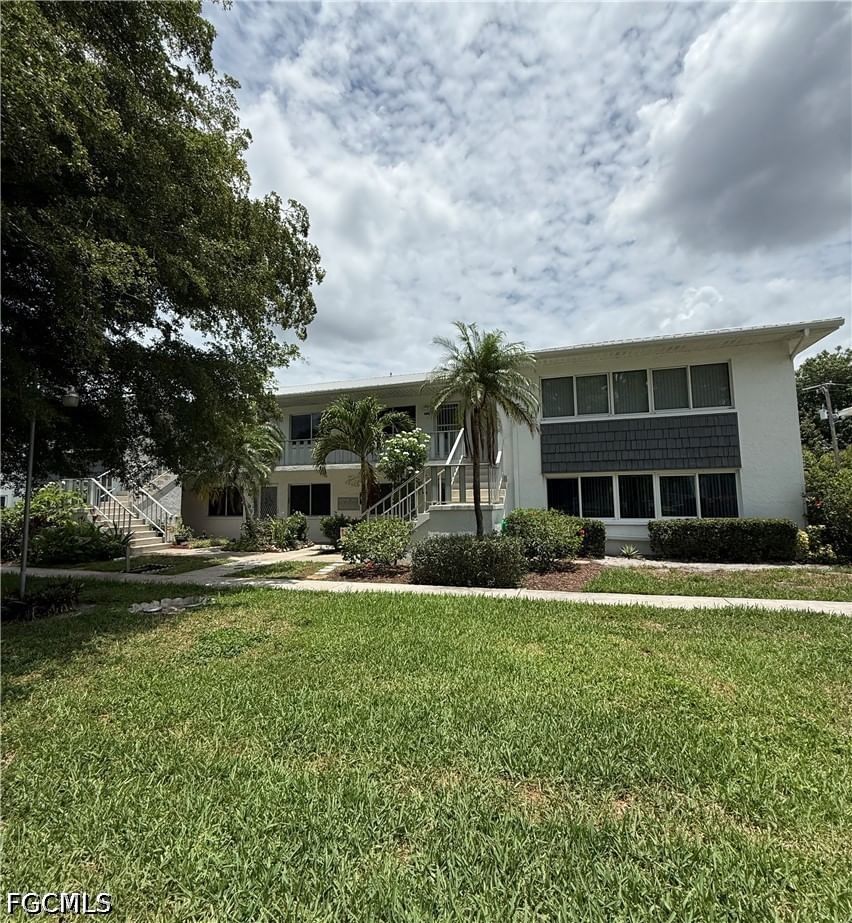 431 Van Buren Street #C7, Fort Myers, FL 33916 photo 2