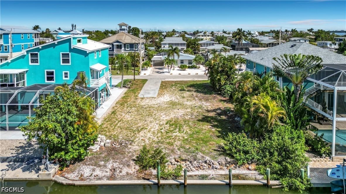 200 Curlew Street, Fort Myers Beach, FL 33931 photo 4