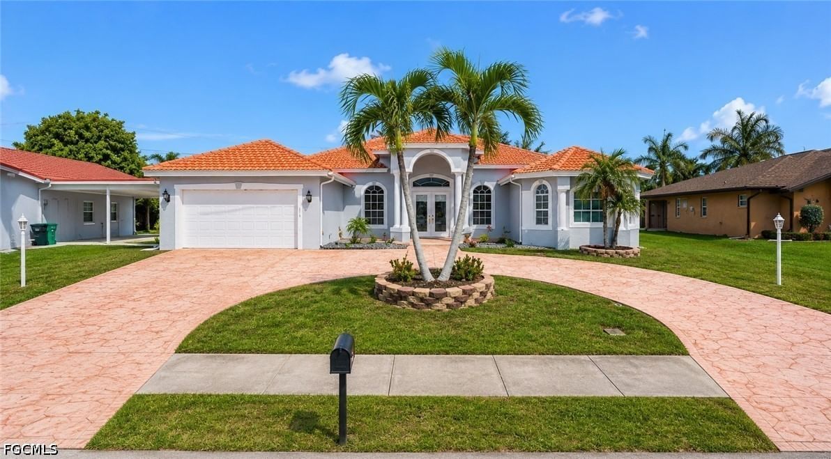 219 Gleason Parkway, Cape Coral, FL 33914 photo 2