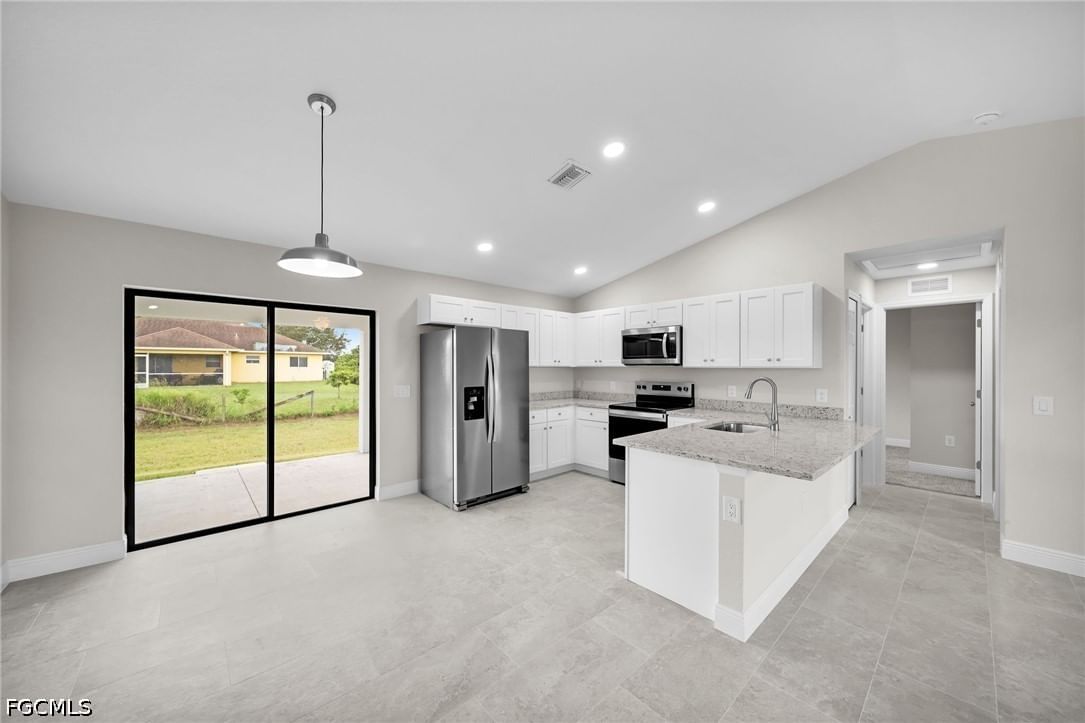 6146 Hughes Avenue, Fort Myers, FL 33905 photo 5