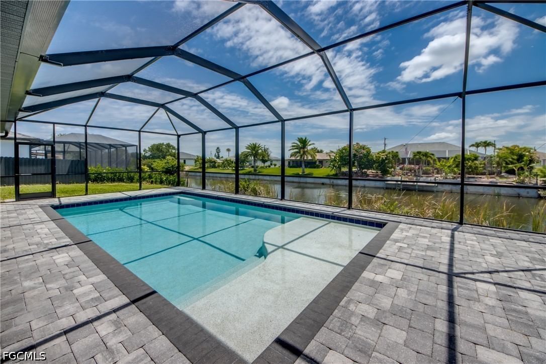 203 SW 14th Avenue, Cape Coral, FL 33991 photo 3