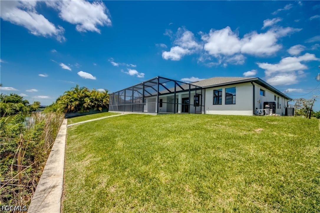 203 SW 14th Avenue, Cape Coral, FL 33991 photo 5