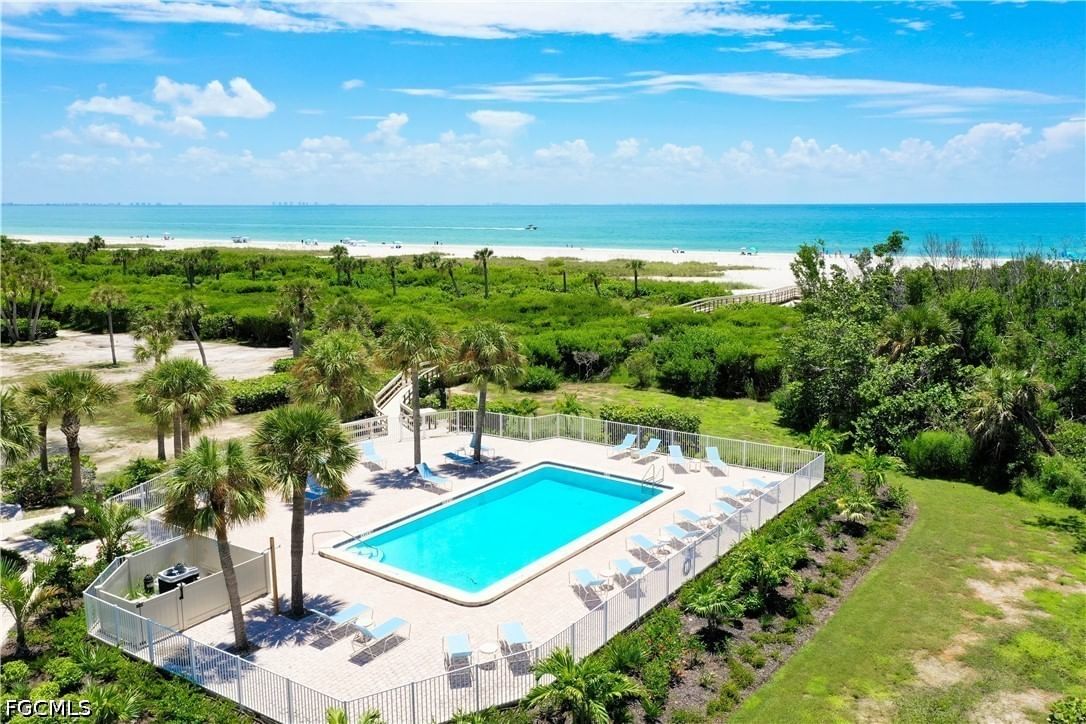 1919 Olde Middle Gulf Drive #502, Sanibel, FL 33957 photo 4
