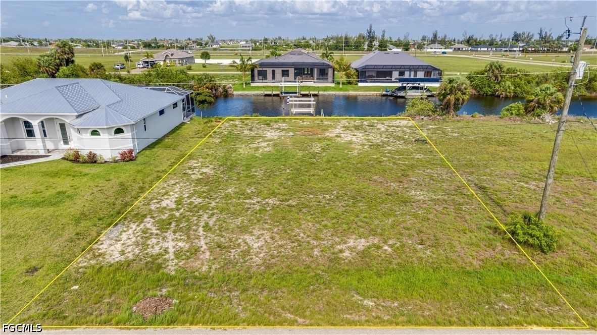 1217 NW 33rd Avenue, Cape Coral, FL 33993 photo 3