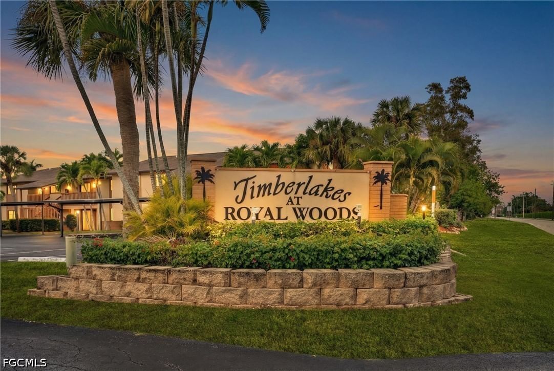 6511 Royal Woods Drive, Fort Myers, FL 33908 photo 2