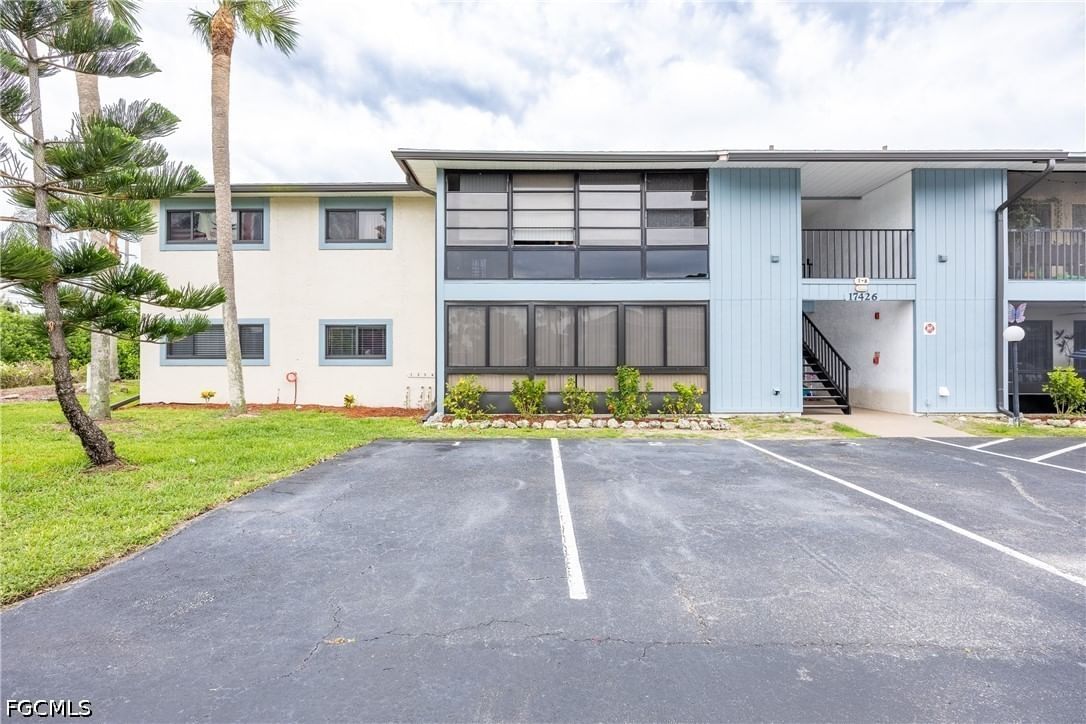 17426 Birchwood Lane #1, Fort Myers, FL 33908 photo 4
