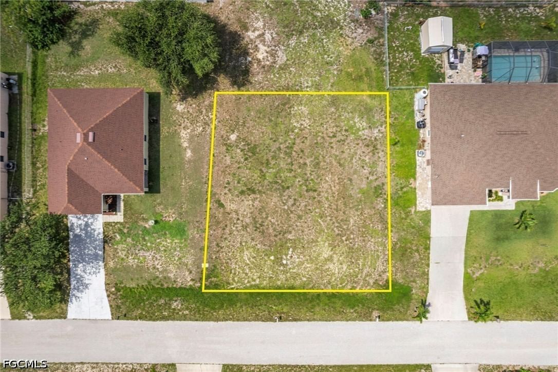 2021 NW 4th Street, Cape Coral, FL 33993 photo 2