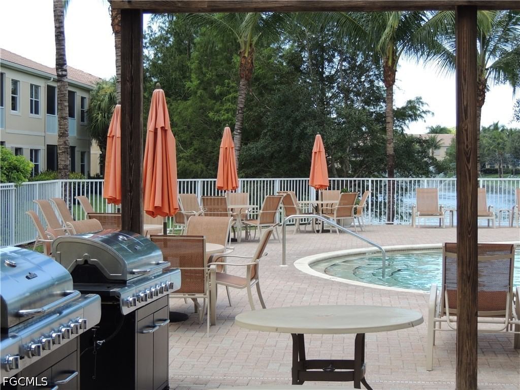 6020 Jonathans Bay Circle #202, Fort Myers, FL 33908 photo 5