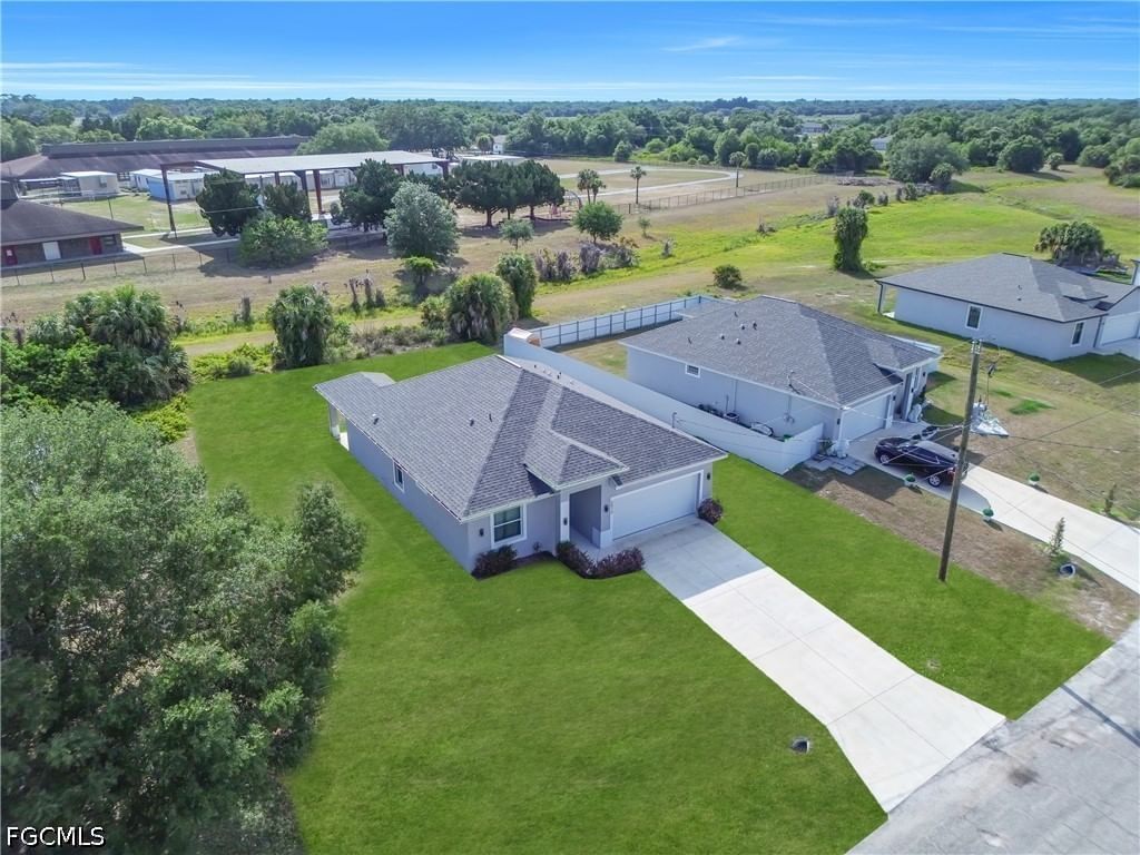 2013 Inglewood Circle, Labelle, FL 33935 photo 2