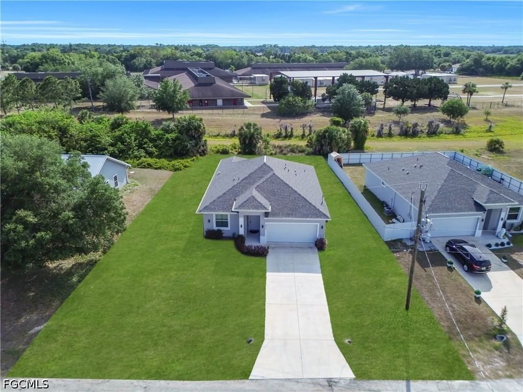 2013 Inglewood Circle, Labelle, FL 33935 photo 3